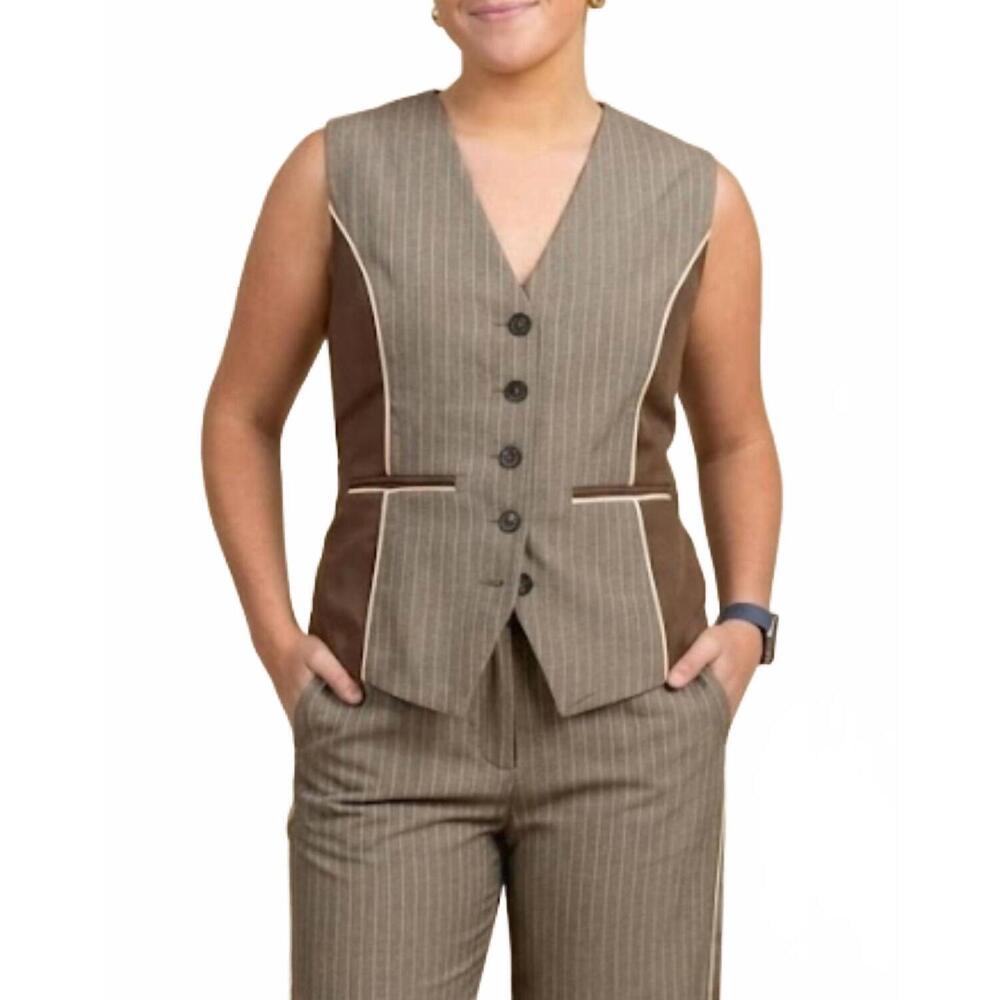 NEW STRUT & BOLT button-down piping vest in dark taupe/coc0a contrast